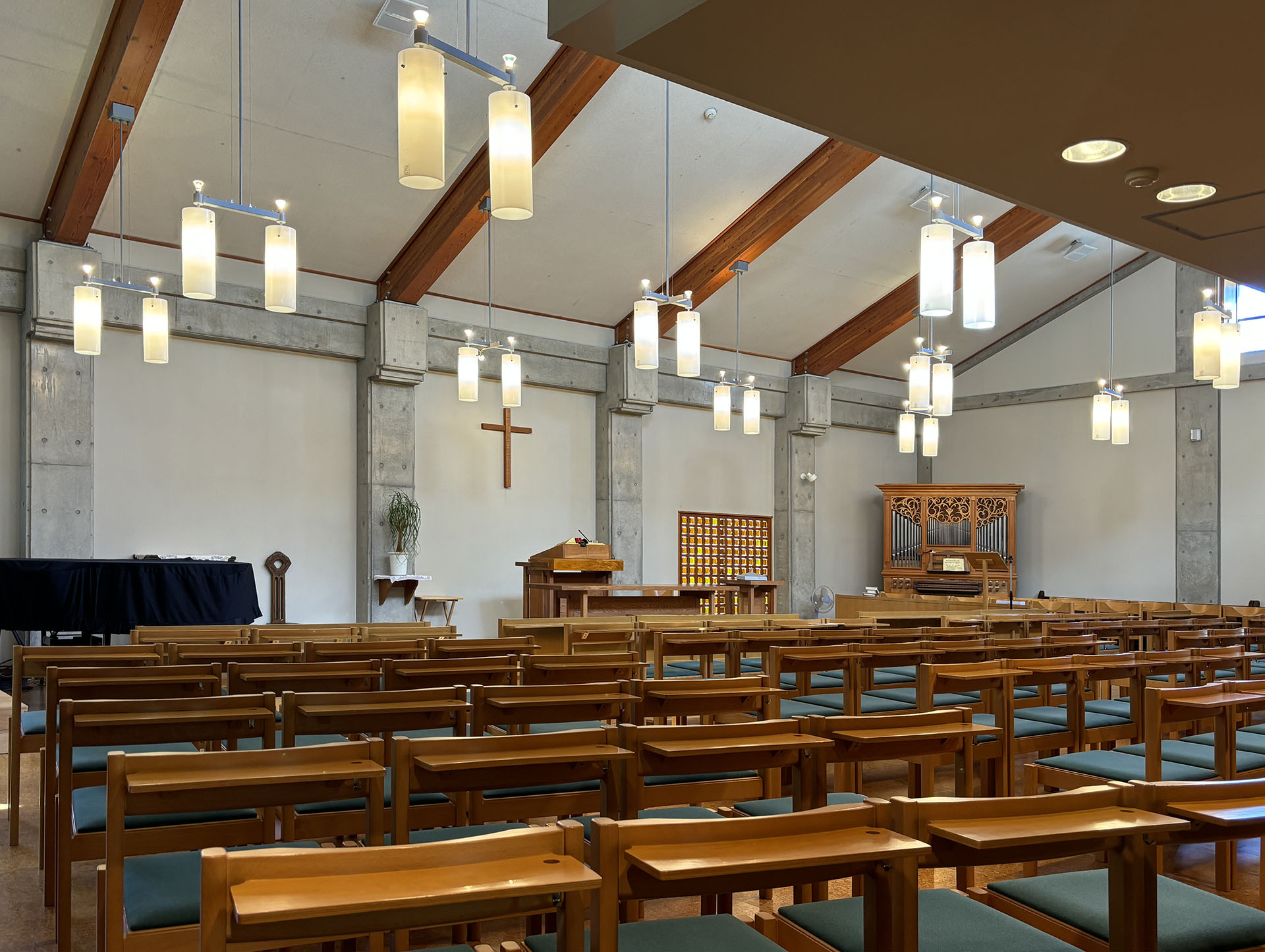 須磨教会礼拝堂